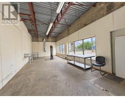 119a Toryork Drive, Toronto, ON M9L1X9 Photo 11