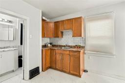 1207 College Avenue, Winnipeg, MB R2X1B8 Photo 12