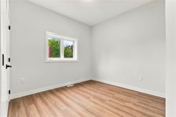 1327 Manitoba Avenue, Winnipeg, MB R2X0K8 Photo 16