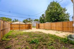 1327 Manitoba Avenue, Winnipeg, MB R2X0K8 Photo 36