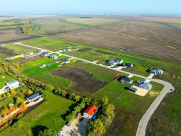 26 Brookfield Drive, St Francois Xavier, MB R4L1A2 Photo 6
