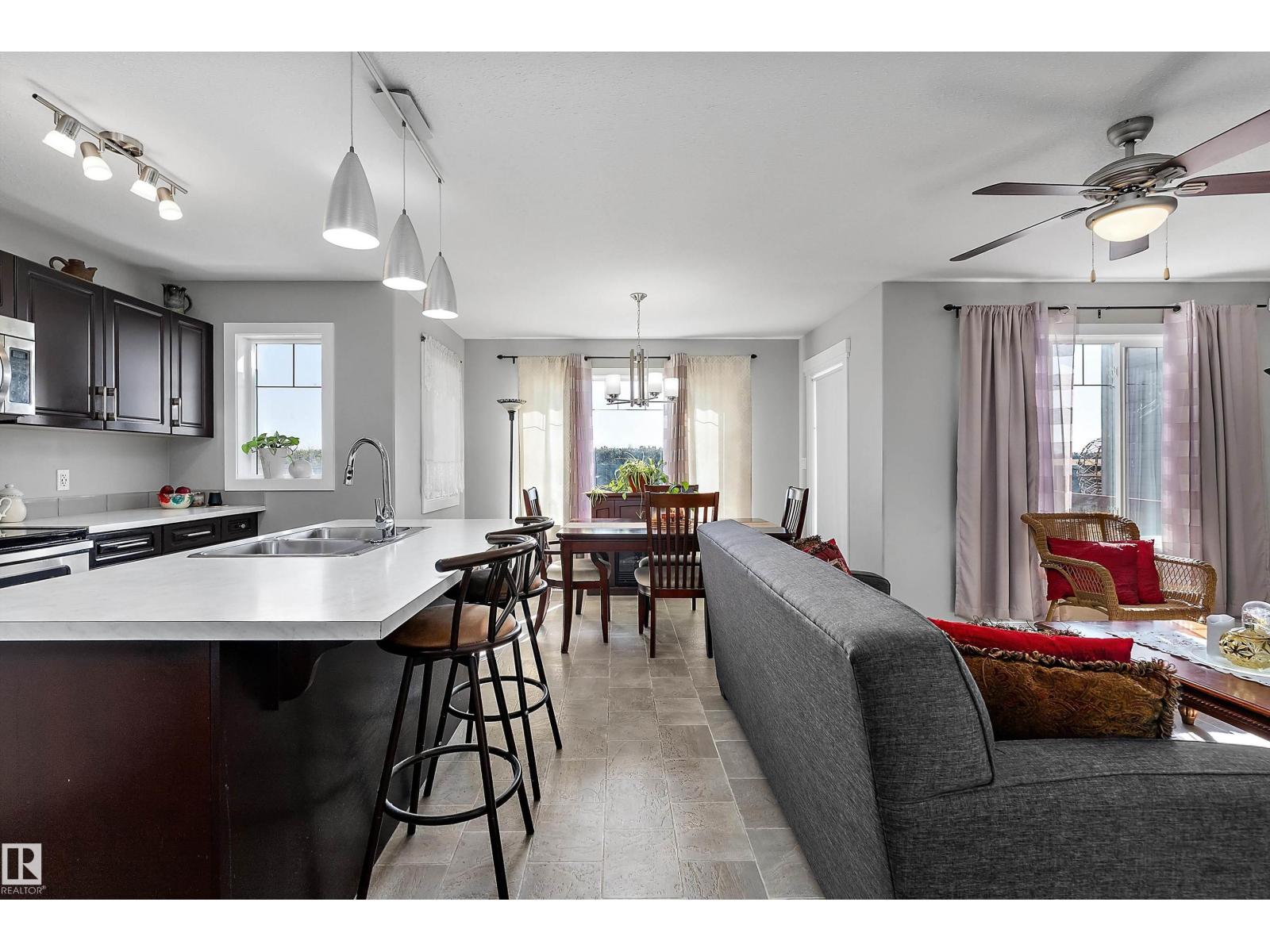 7 SANDALWOOD PL - Image 7