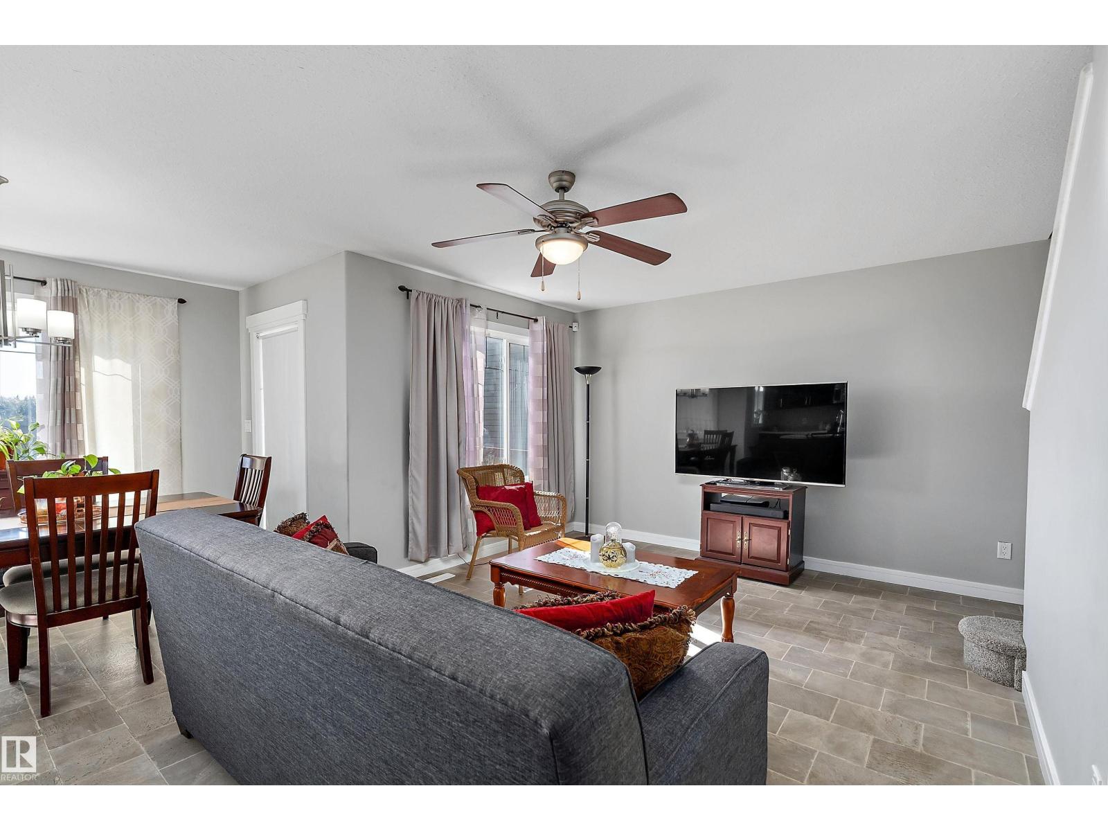 7 SANDALWOOD PL - Image 8