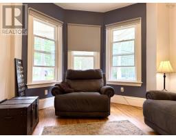 20 Agnew Street, Amherst, NS B4H2B6 Photo 15