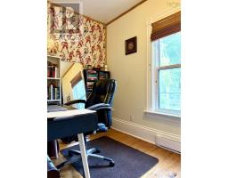 20 Agnew Street, Amherst, NS B4H2B6 Photo 37