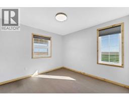 10302 Black & White Trail, Rural Cypress County, AB T1B0L1 Photo 16