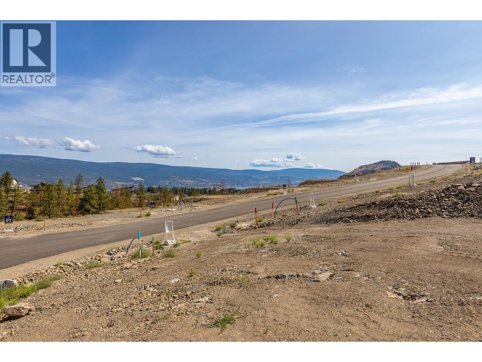 17646 Dickinson Place Lot# 14, Summerland