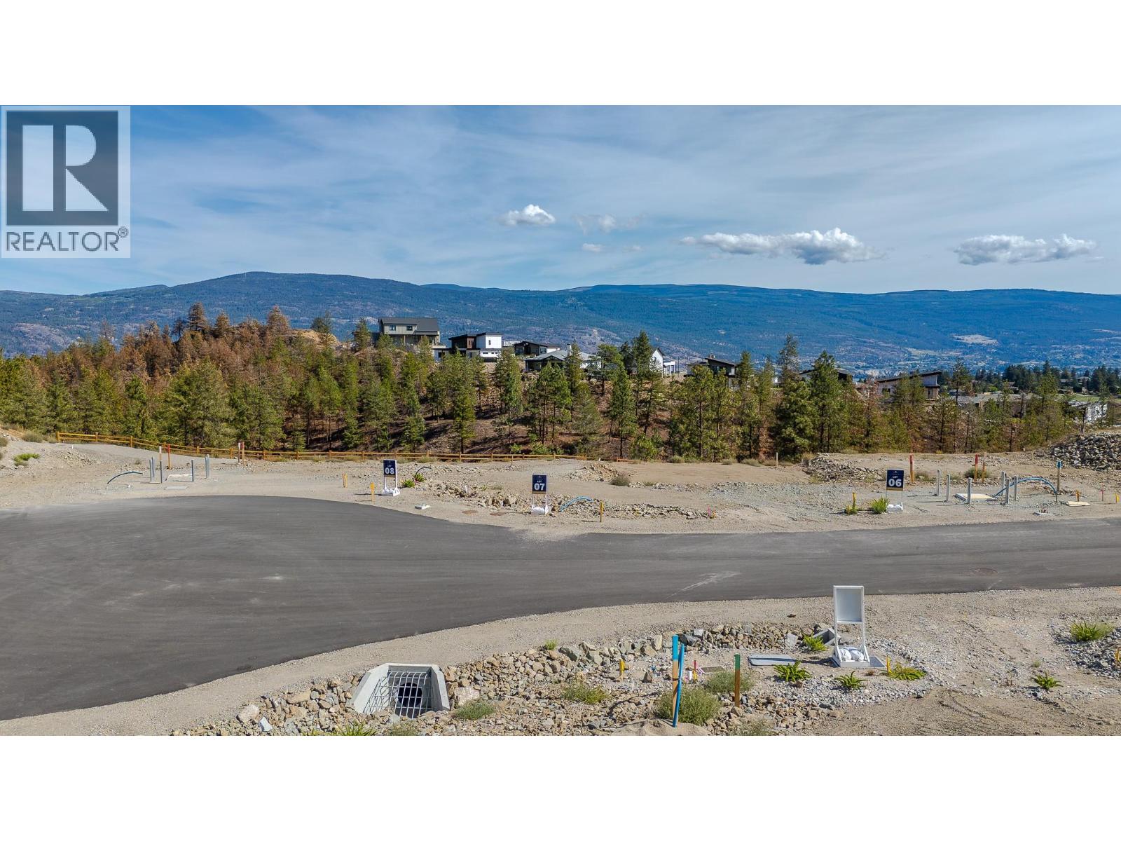 17646 Dickinson Place Lot# 14, Summerland
