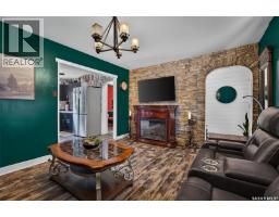 Family room - 653 Duffield Street W, Moose Jaw, SK S6H5J2 Photo 7