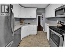 310 J Avenue N, Saskatoon, SK S7L2K2 Photo 12