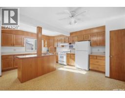 Family room - 105 Fitzgerald Street, Saskatoon, SK S7N2A6 Photo 8