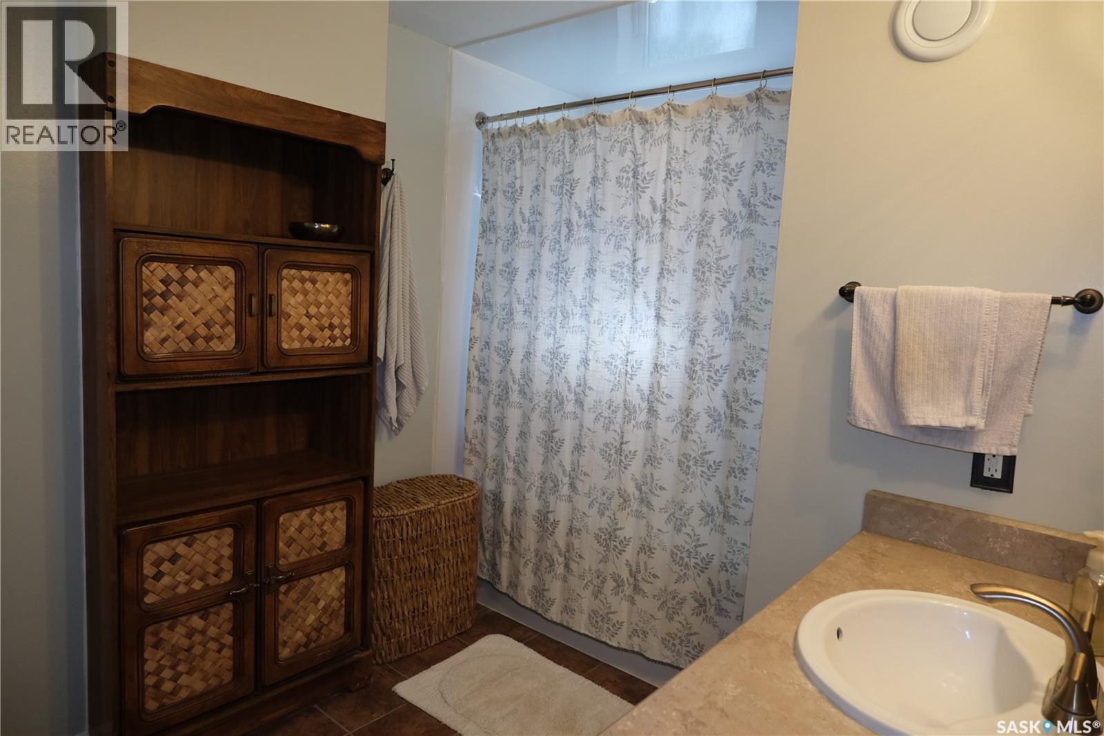730 Colbourne STREET, Lumsden — photo 17