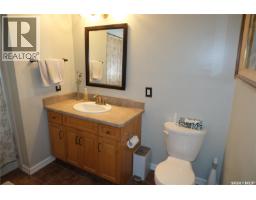 730 Colbourne Street, Lumsden, SK S0G3C0 Photo 16