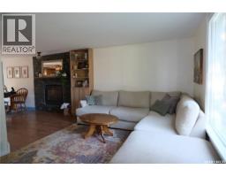 Bedroom - 730 Colbourne Street, Lumsden, SK S0G3C0 Photo 8