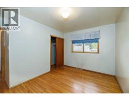 2pc Bathroom - 4429 41 Avenue, Red Deer, AB T4N2Y3 Photo 7