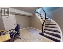 2043 Burbank Drive, Mississauga, ON L5L2T6 Photo 15