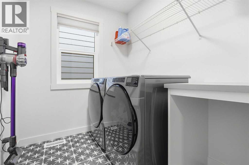 110 Rowley Way NW - Image 36