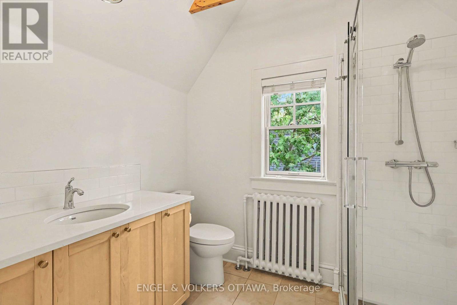154 ACACIA AVENUE - Image 26