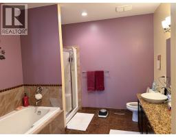 225 Boulder Creek N, Cranbrook, BC V1C0B4 Photo 21