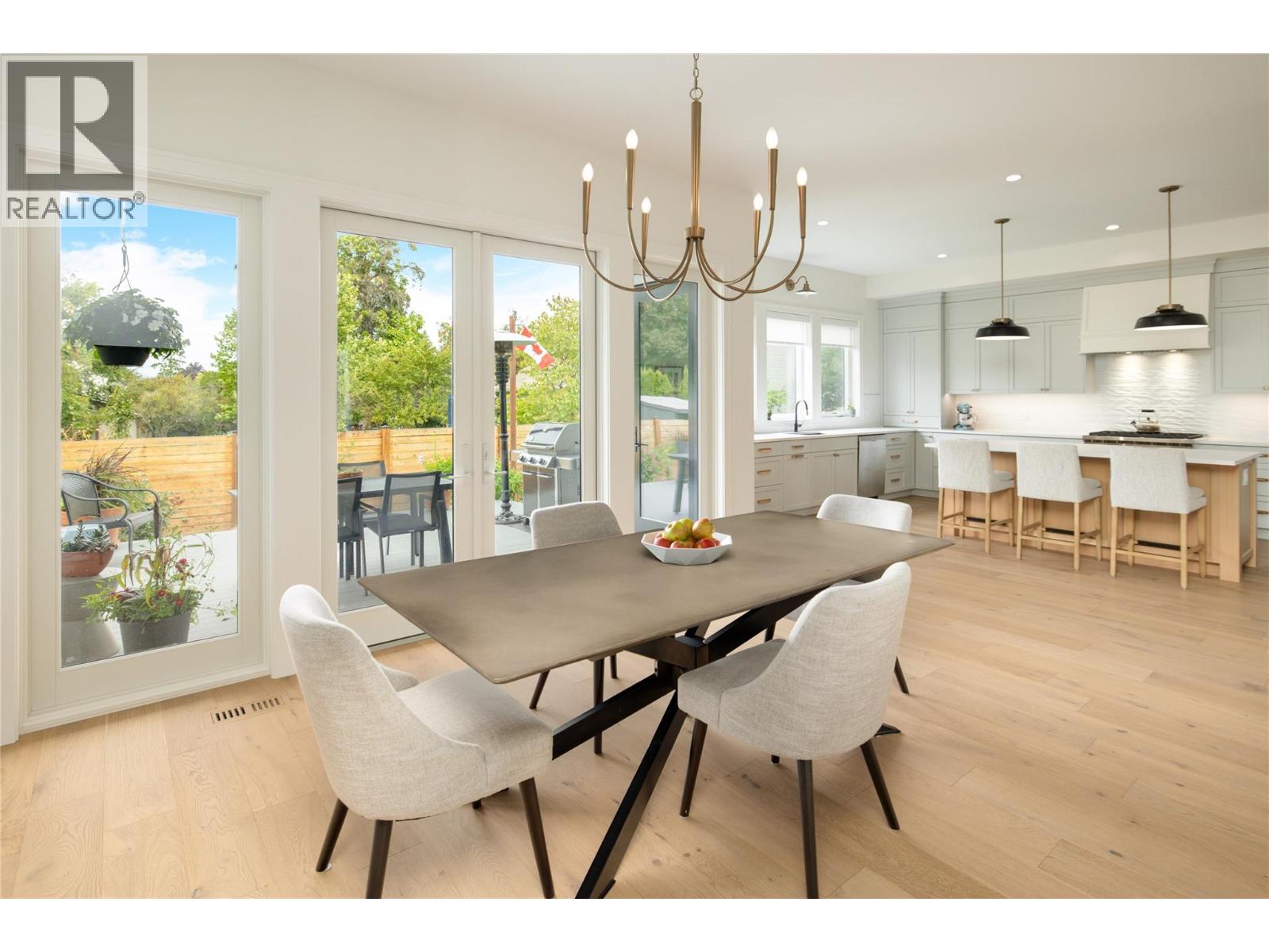 712 Hazell Road - 10