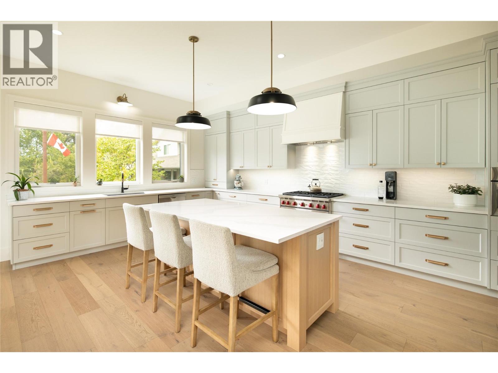 712 Hazell Road - Image 5