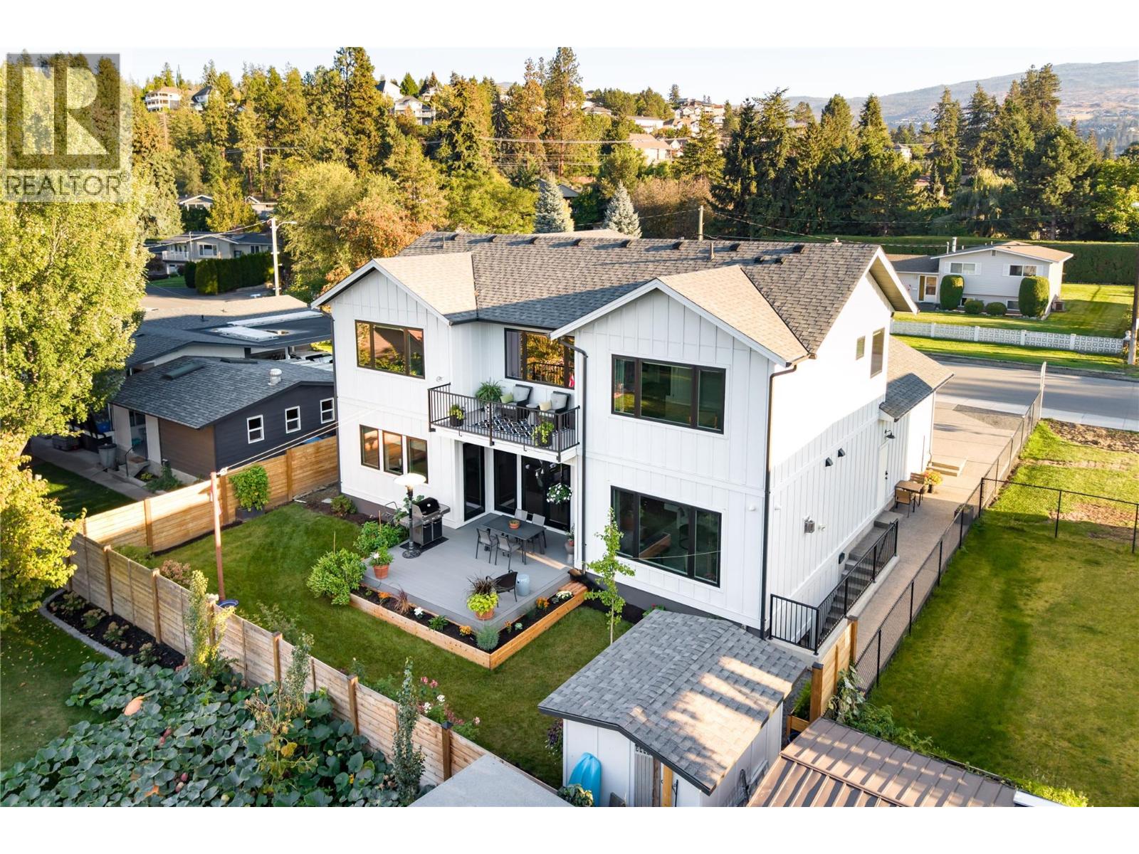 712 Hazell Road - 58