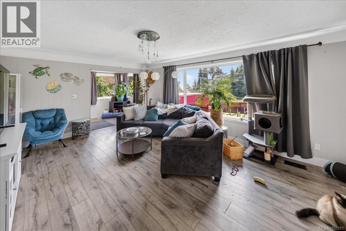 2216 Carpenter Rd - 7