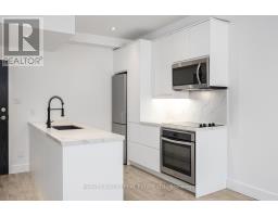 110 - 3000 Bathurst Street, Toronto, ON M6B3B4 Photo 8