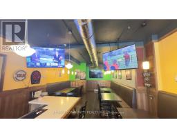 641 Dupont Street, Toronto, ON M6G1Z4 Photo 13