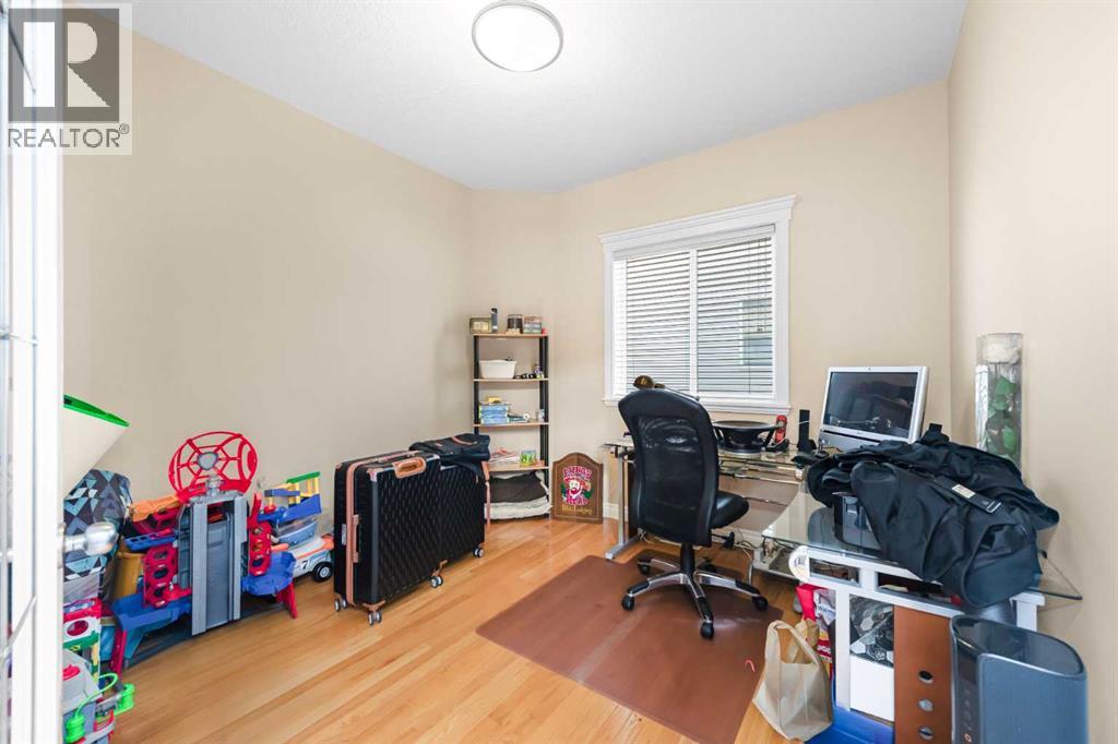 112 Cove Crescent - 10