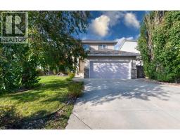 112 Cove Crescent - photo 1