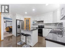 Living room - 83 Coral Springs Close Ne, Calgary, AB T3J3T7 Photo 7