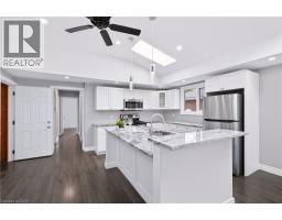 Kitchen - 15 Clearwater Drive, Hamilton, ON L9C2K1 Photo 10