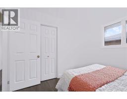 15 Clearwater Drive, Hamilton, ON L9C2K1 Photo 17