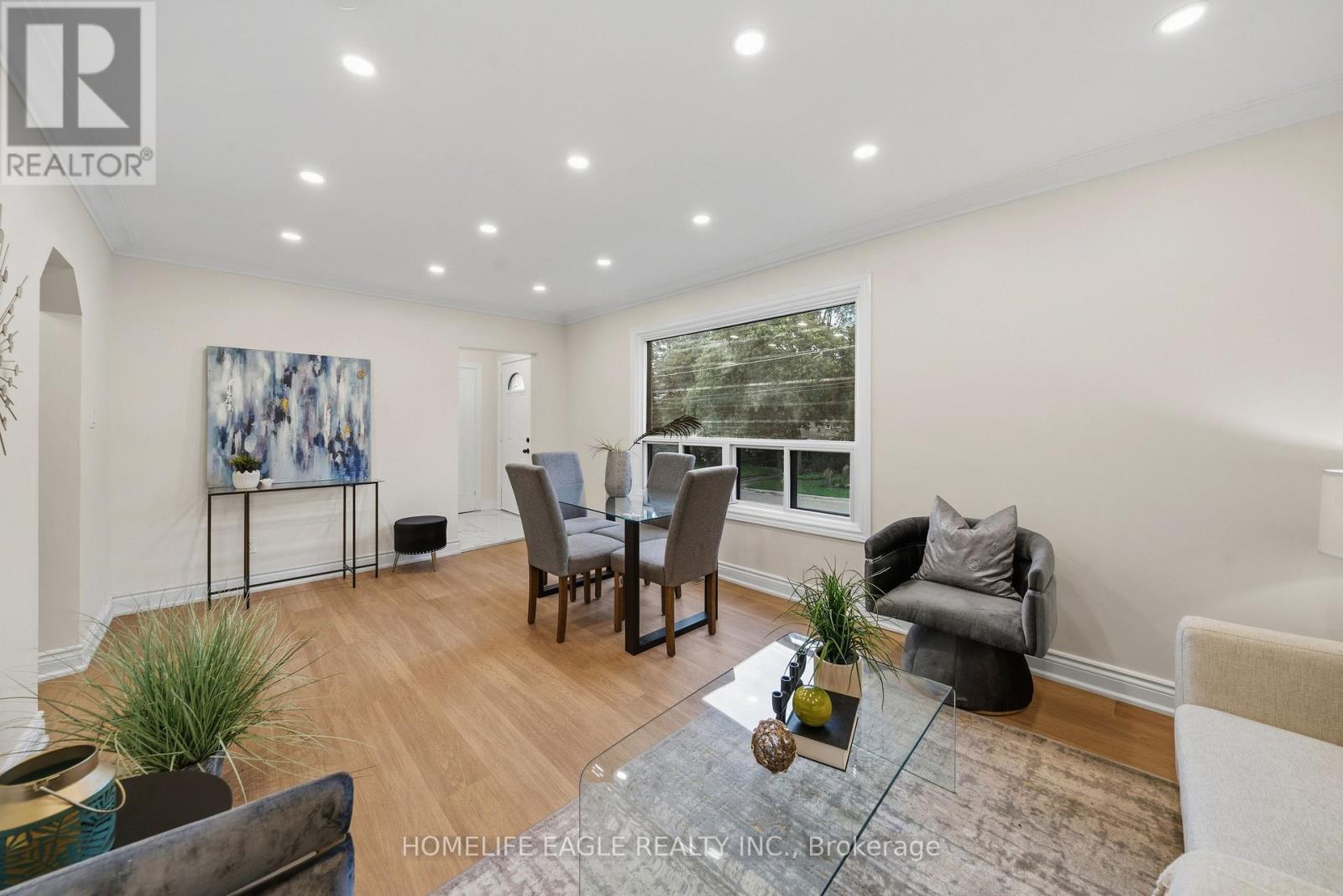 82 SCARBOROUGH HEIGHTS BOULEVARD, Toronto (Cliffcrest) — photo 3