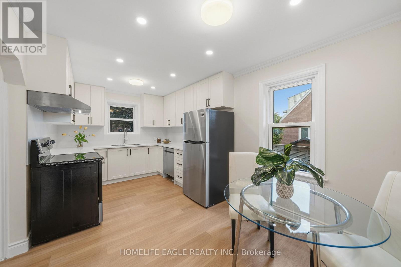 82 SCARBOROUGH HEIGHTS BOULEVARD, Toronto (Cliffcrest) — photo 4