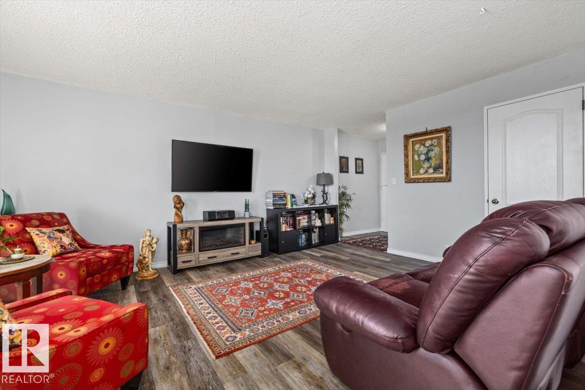 #210 13910 Stony Plain Rd NW photo 5 — MLS® E4509427