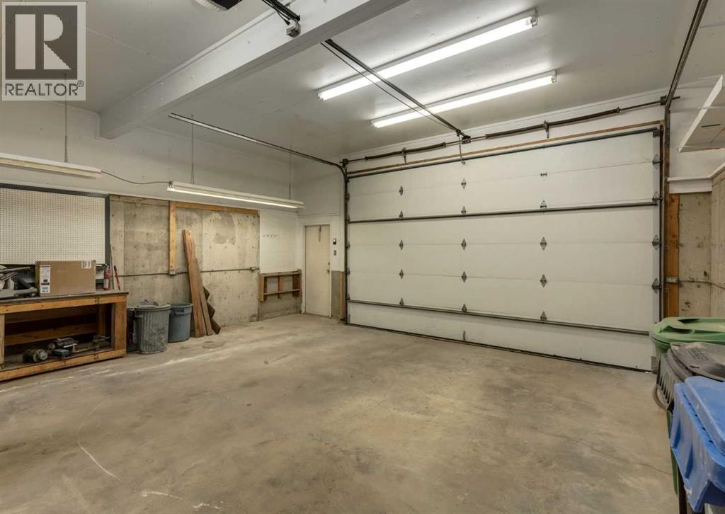 6460 Silver Ridge Way NW - 43