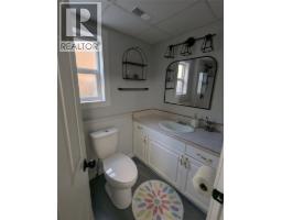 1018 Hillside Avenue, Chase, BC V0E1M0 Photo 19