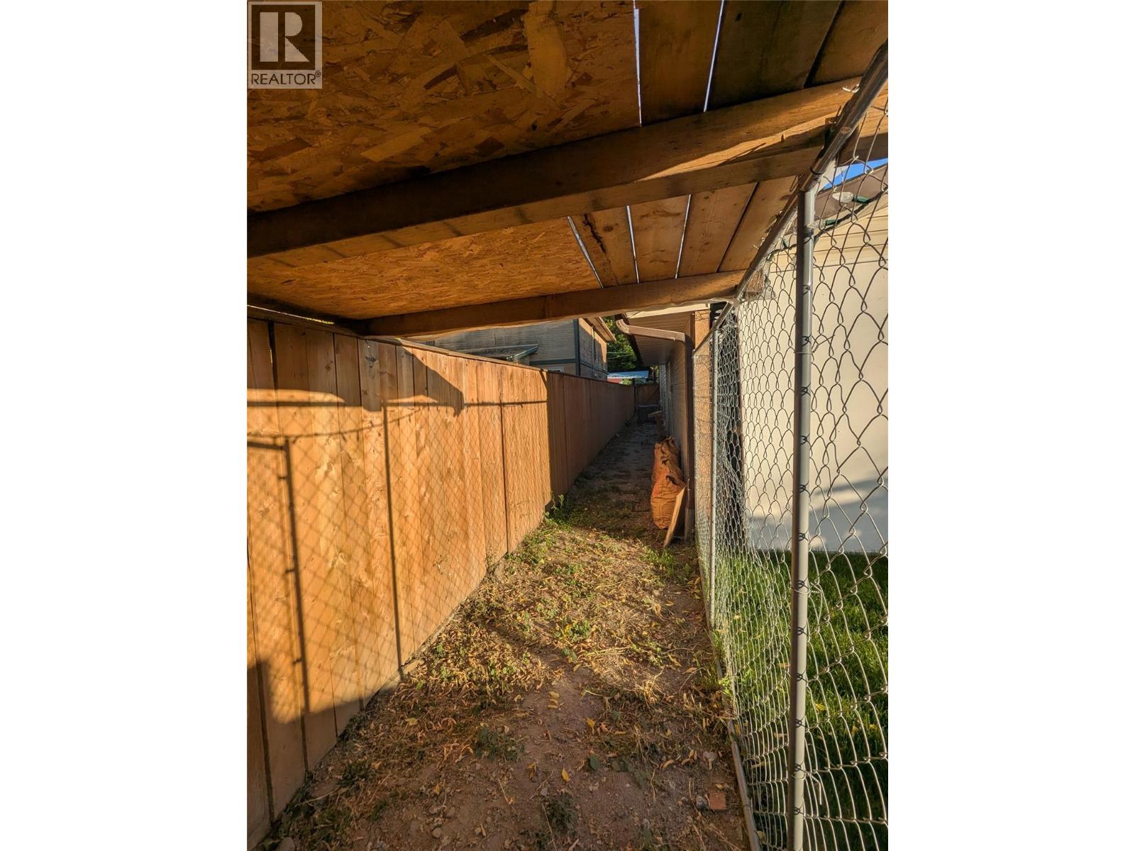 1018 HILLSIDE Avenue - 32