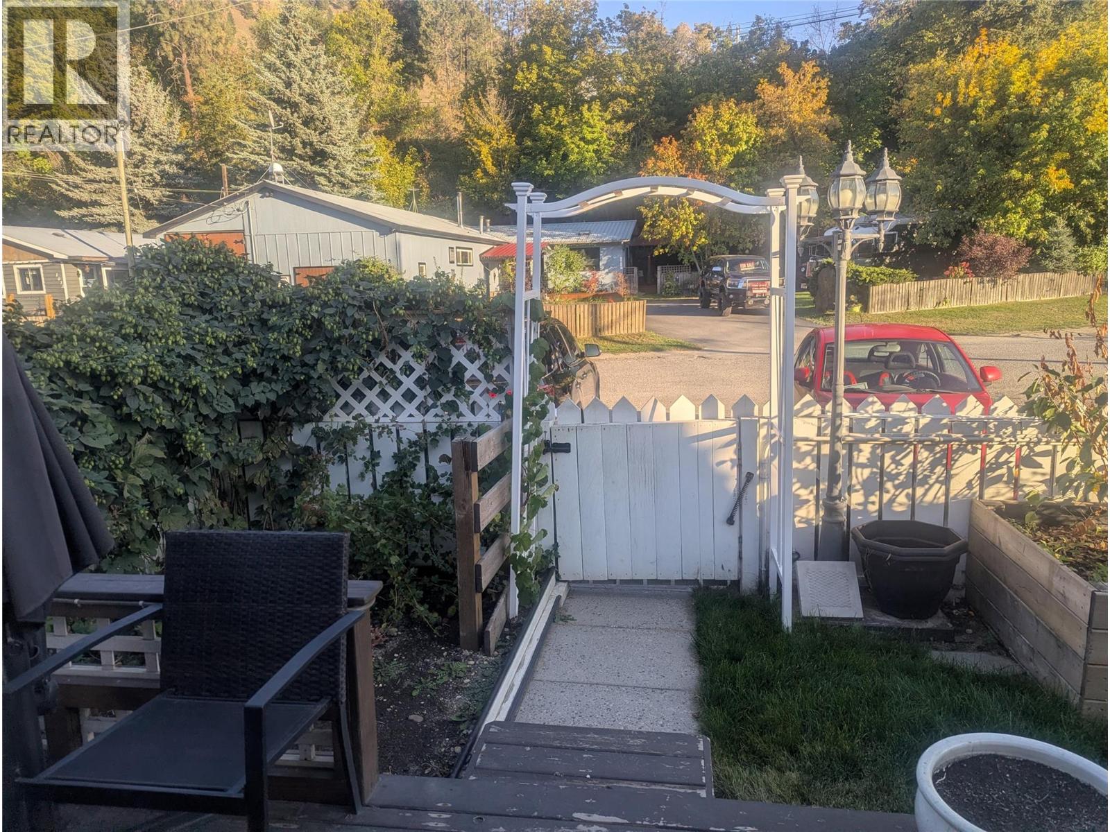 1018 HILLSIDE Avenue - 34