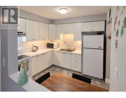 6322 Martel Court, Mississauga, ON L5N3H6 Photo 9