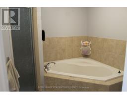 250 Pettigrew Trail, Milton, ON L9T5X7 Photo 13
