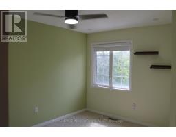 Den - 250 Pettigrew Trail, Milton, ON L9T5X7 Photo 8