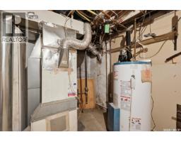 618 E Avenue N, Saskatoon, SK S7L1S3 Photo 28