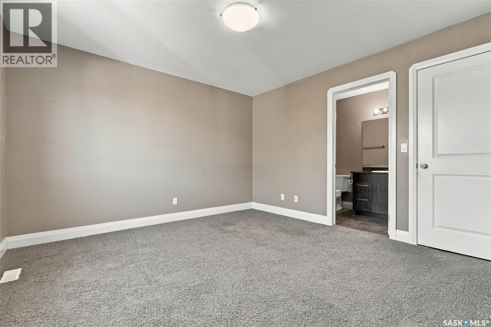 1114 Hargreaves WAY, Saskatoon — photo 18