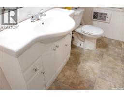 115 Currie Avenue, Round Lake, SK S0A3Y0 Photo 24