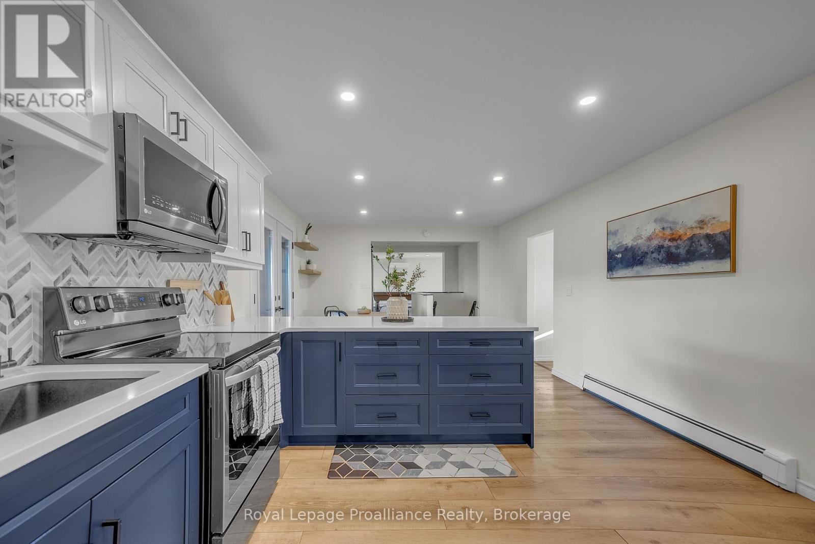 684 GALLIVAN ROAD - Image 17