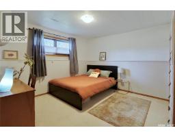 914 Duffield Street W, Moose Jaw, SK S6H5J9 Photo 30