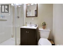 914 Duffield Street W, Moose Jaw, SK S6H5J9 Photo 20